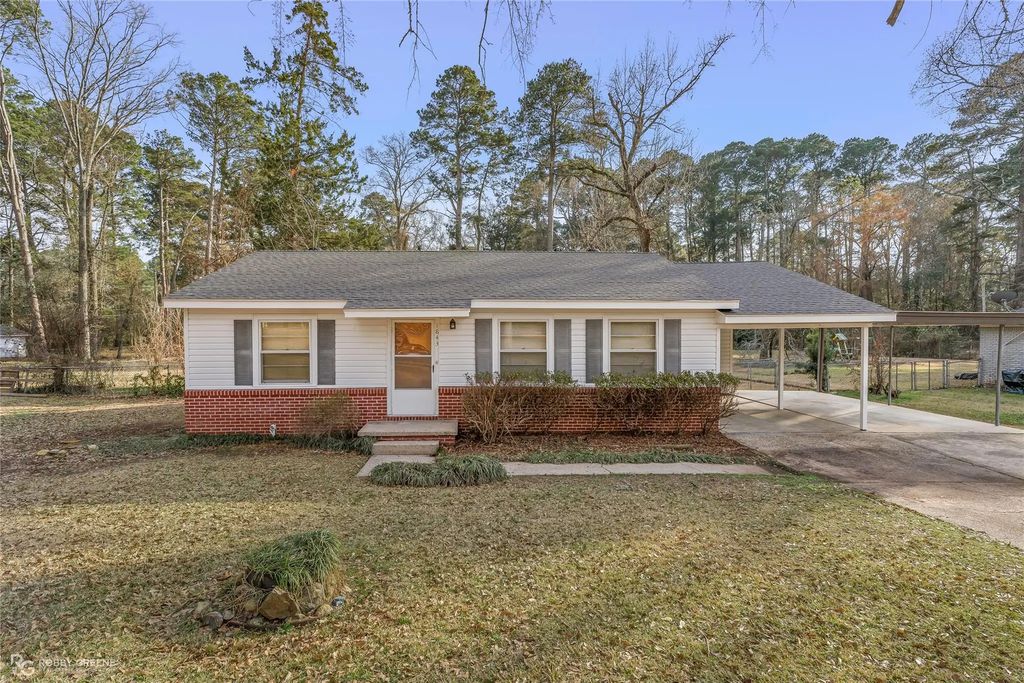 1843 Hollyhock Drive, Shreveport