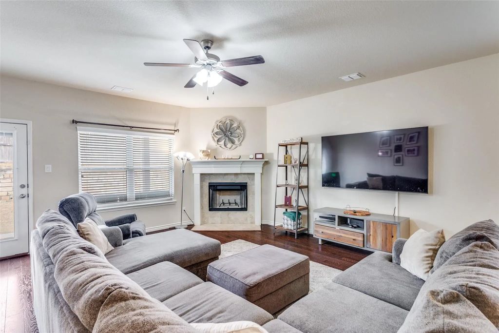 2133 Lorrie Lane, Weatherford