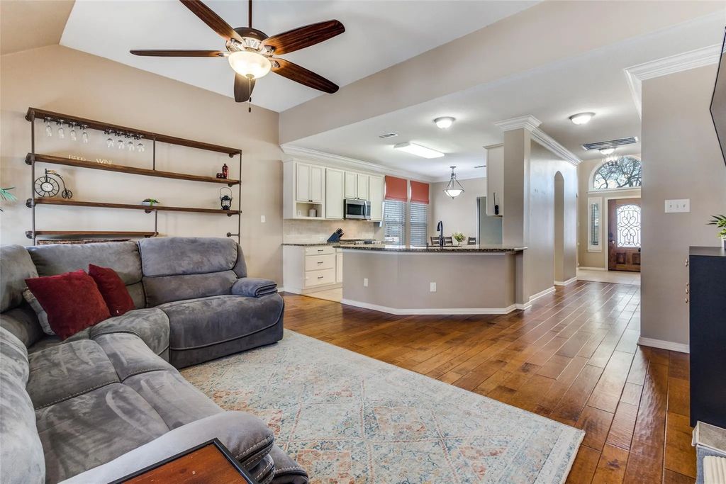 1524 Rustic Timbers Lane, Flower Mound