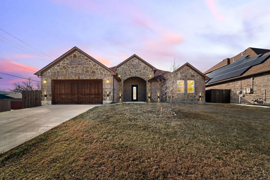 8809 Isom Lane, Dallas