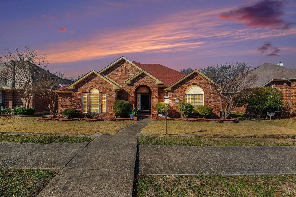 1227 Rivercrest Drive, Mesquite