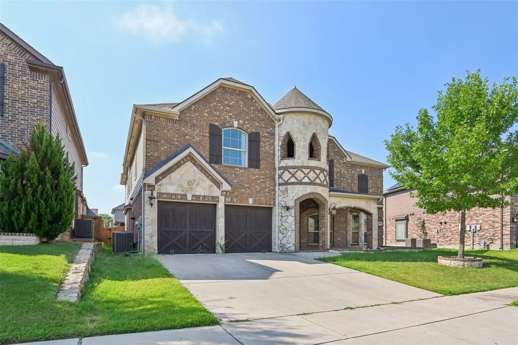 1320 Ghost Flower Drive, Fort Worth