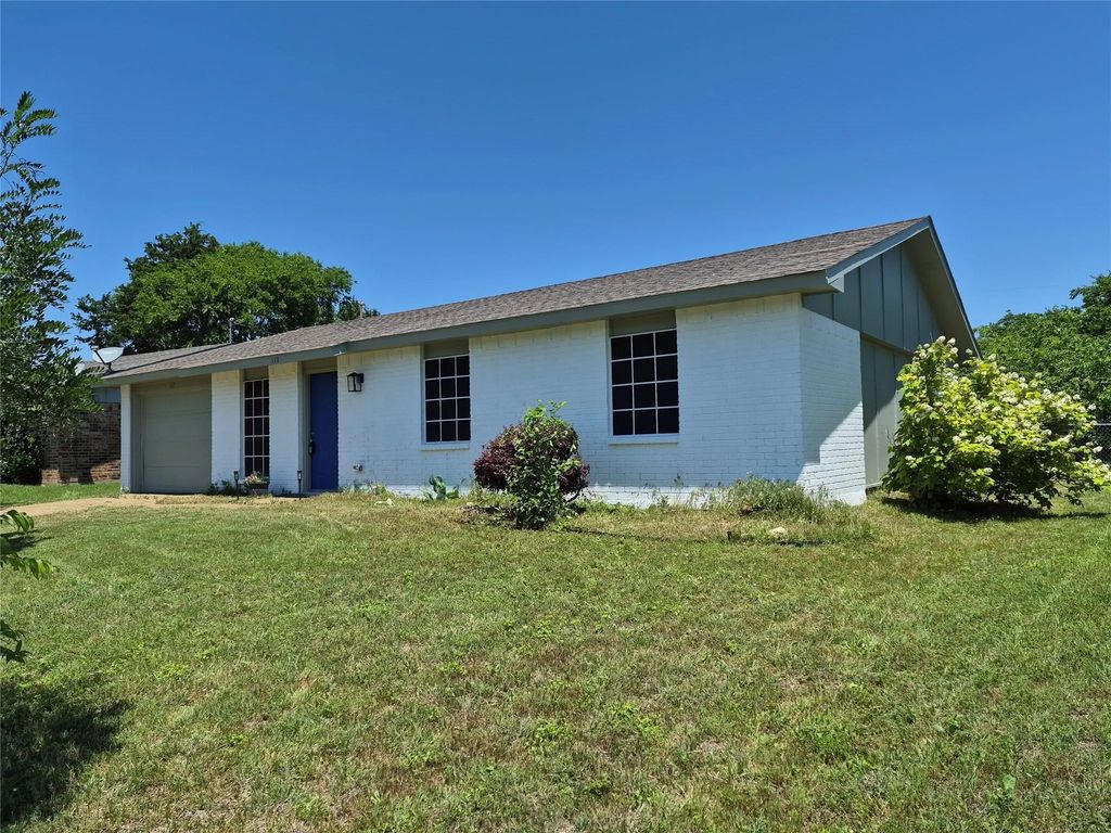 117 Yorkshire Drive, Cedar Hill
