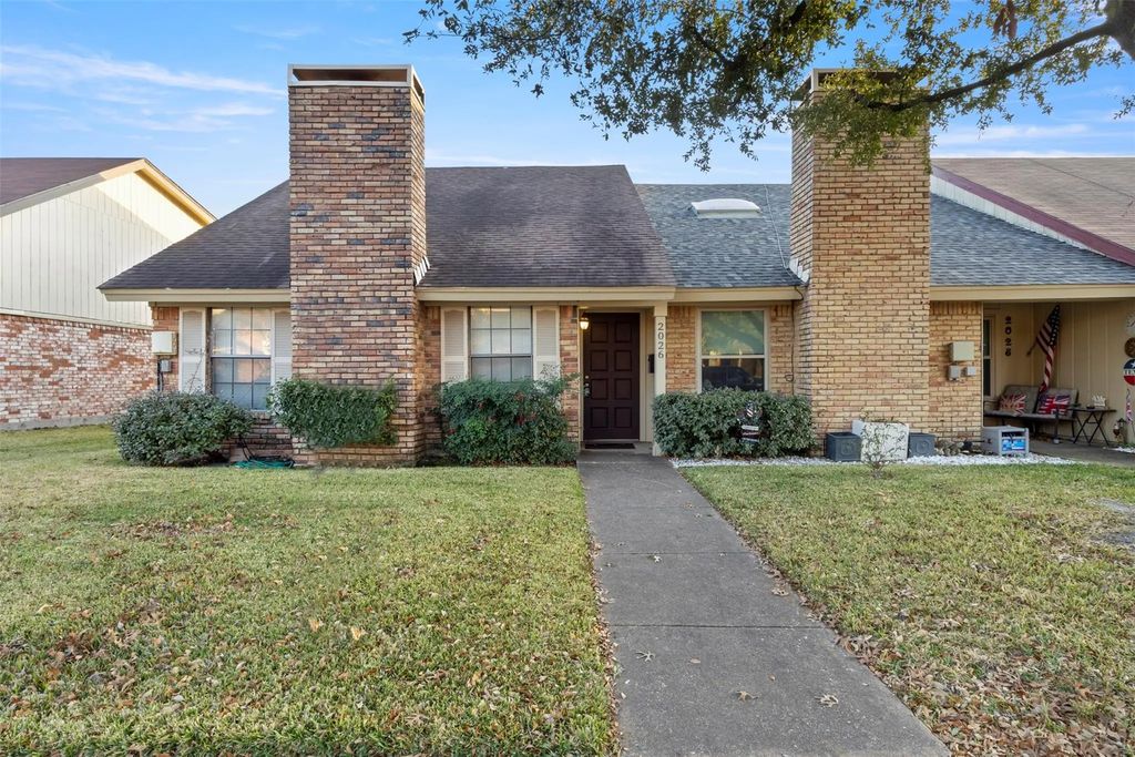 2026 Towngate Drive, Garland