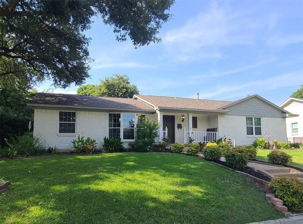 13429 Spring Grove Avenue, Dallas