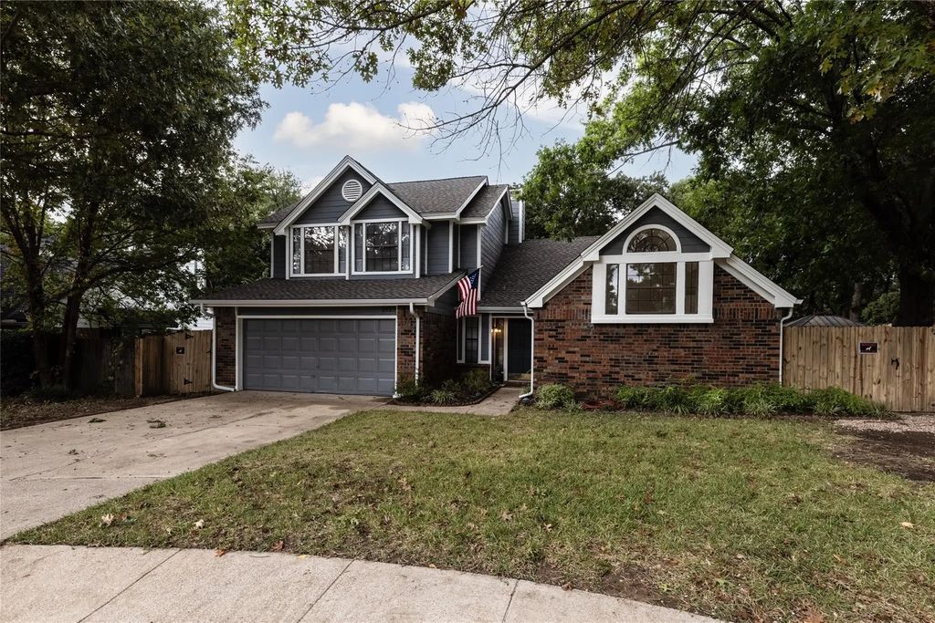 561 Dove Creek Circle, Grapevine