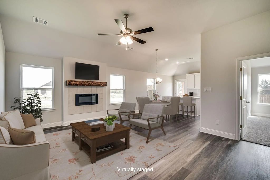 113 Ackers Turn, Corsicana