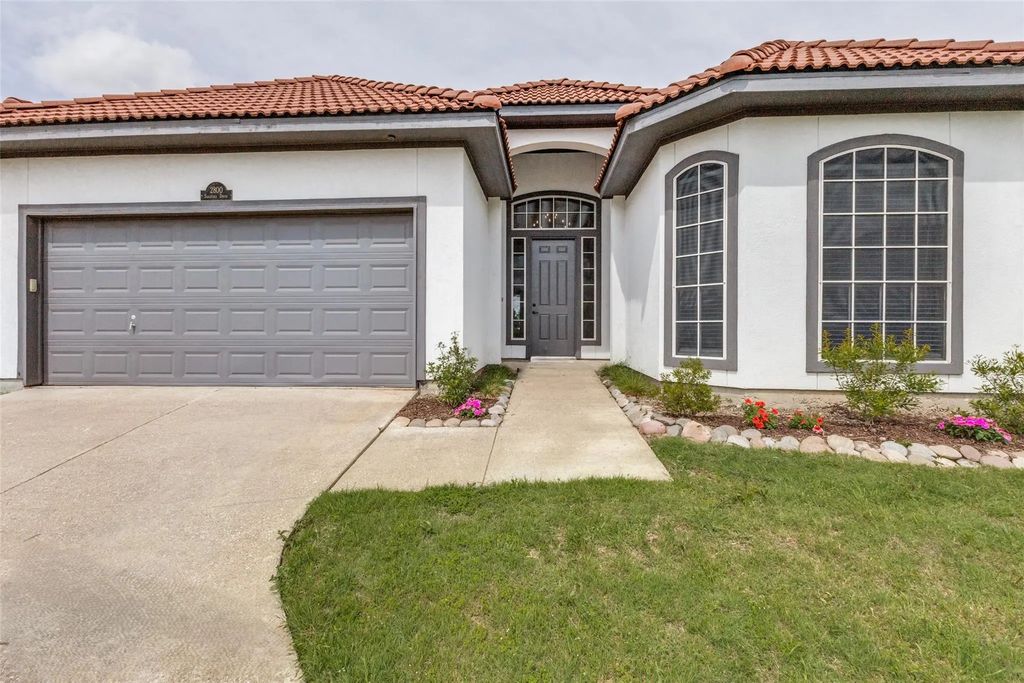 2800 Saratoga Drive, Rockwall