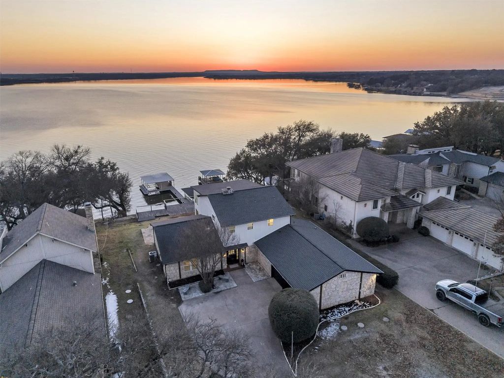 5300 Comanche Vista Trail, De Cordova