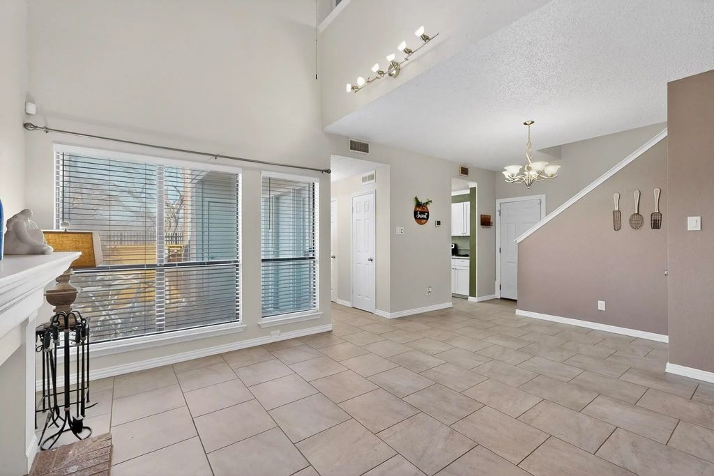 8404 Forest Lane 1305, Dallas