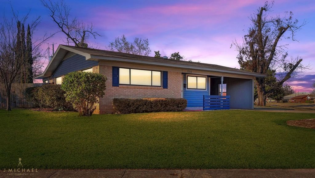 1705 Ray Avenue, Bossier City