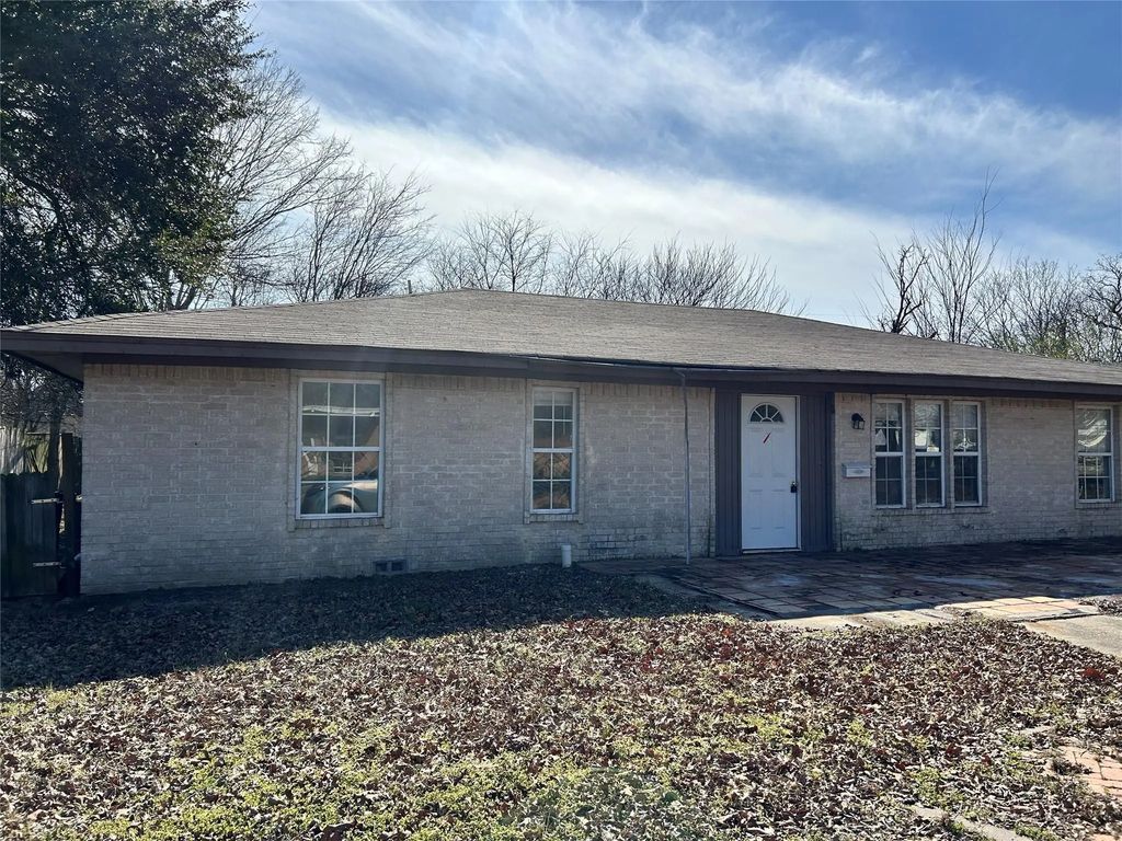 103 E Cayuga Drive, Athens