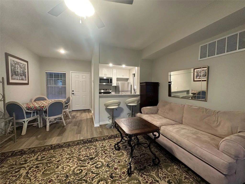 5325 Bent Tree Forest Drive 1112, Dallas