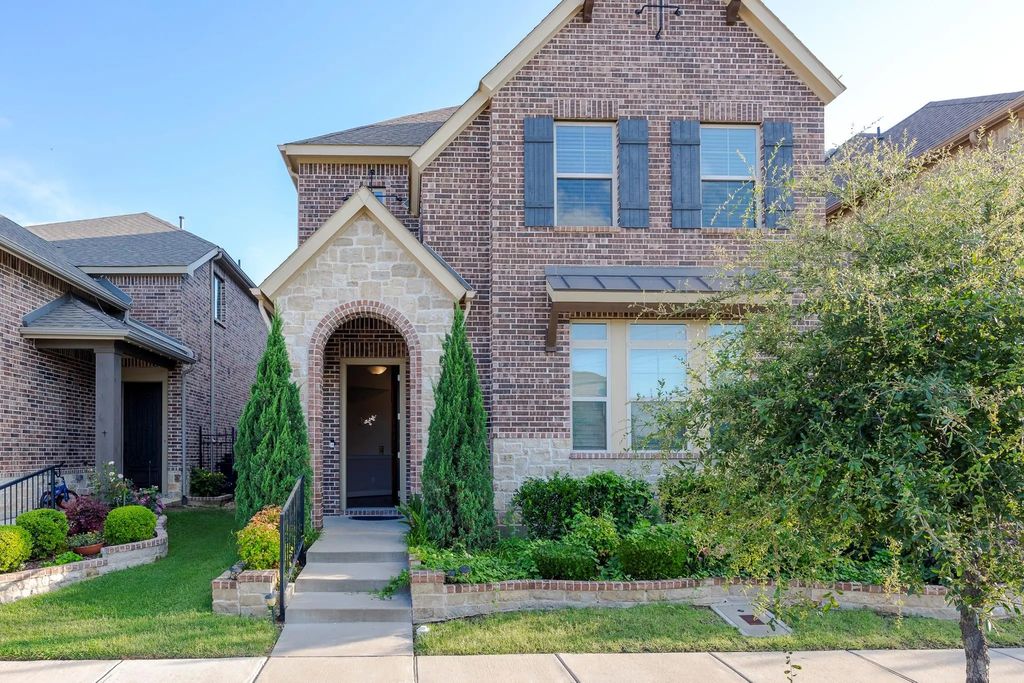 3640 Carlsbad Way, Irving