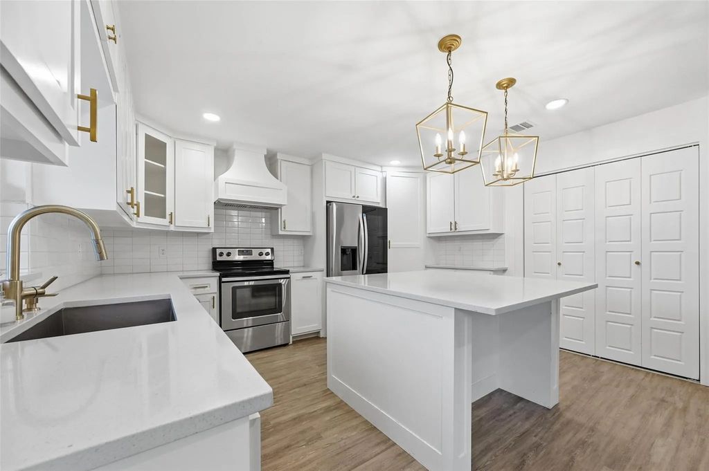 1421 Bosque Drive, Garland
