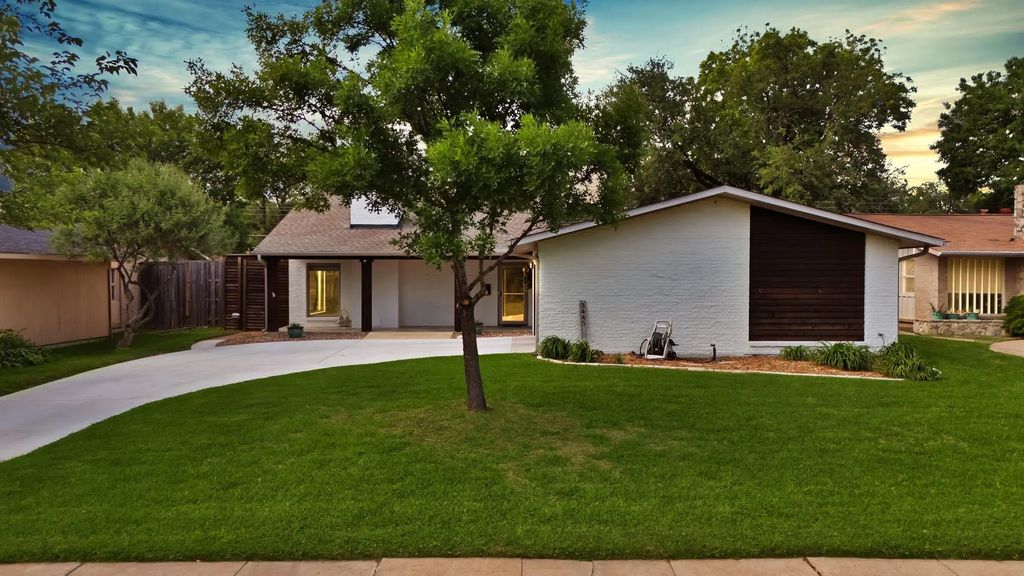 3445 High Vista Drive, Dallas