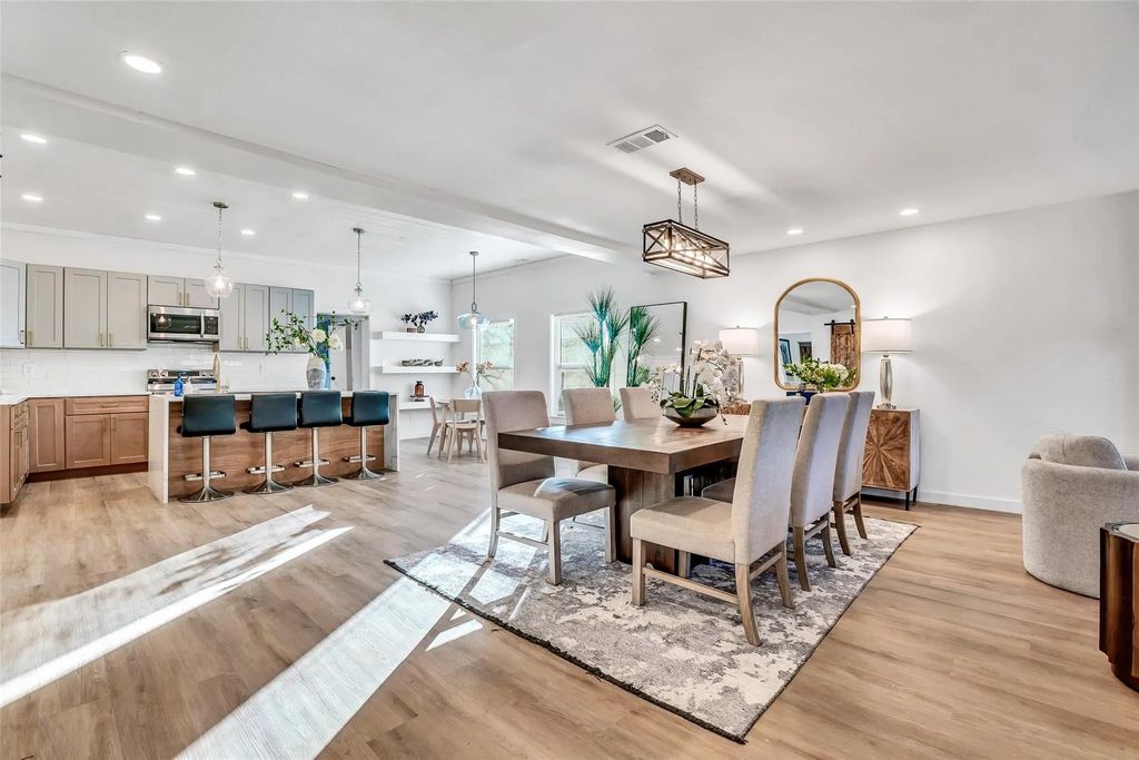 3518 W Rochelle Road, Irving