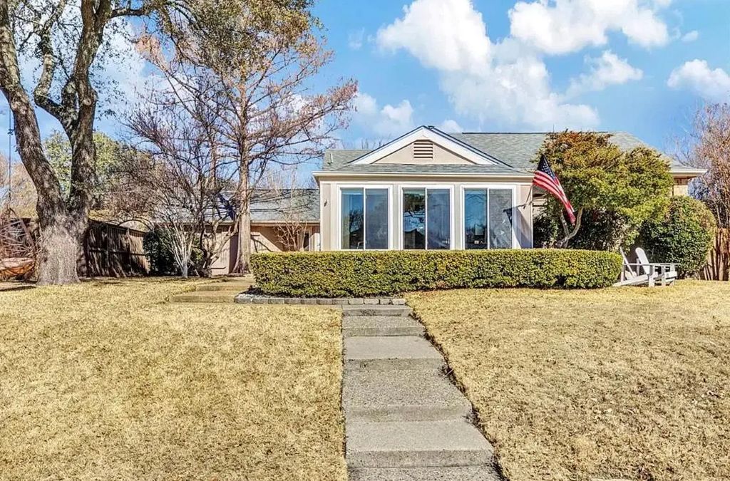 5915 Smoke Glass Trail, Dallas