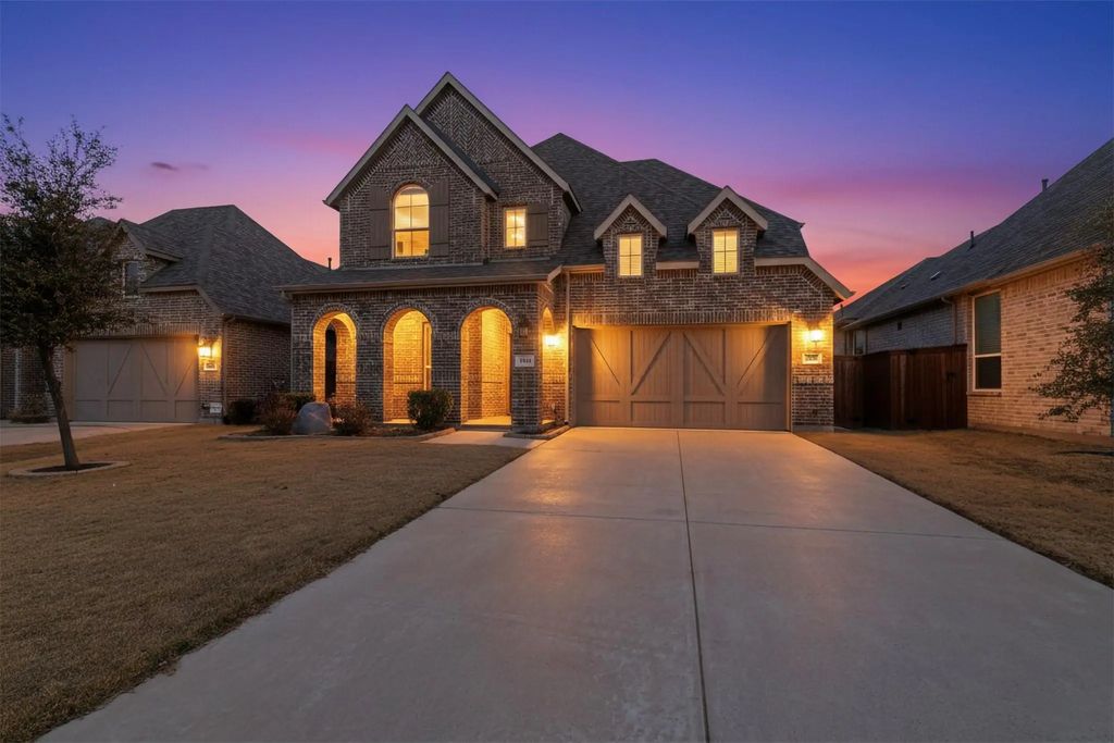 1415 Misty Pasture Way, Mansfield