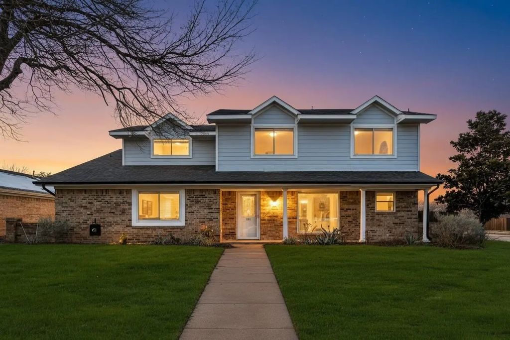 201 Kingsbridge Drive, Garland