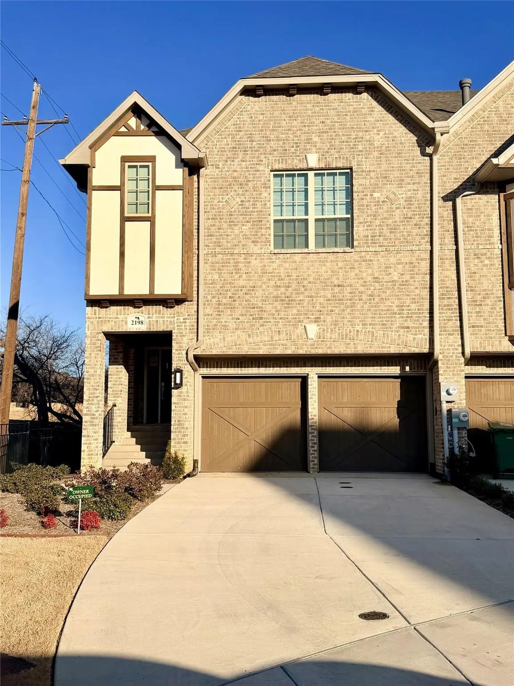2198 Southwick, Lewisville