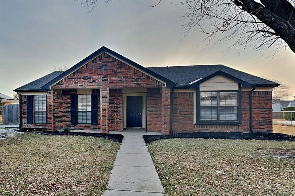 258 Barclay Avenue, Coppell