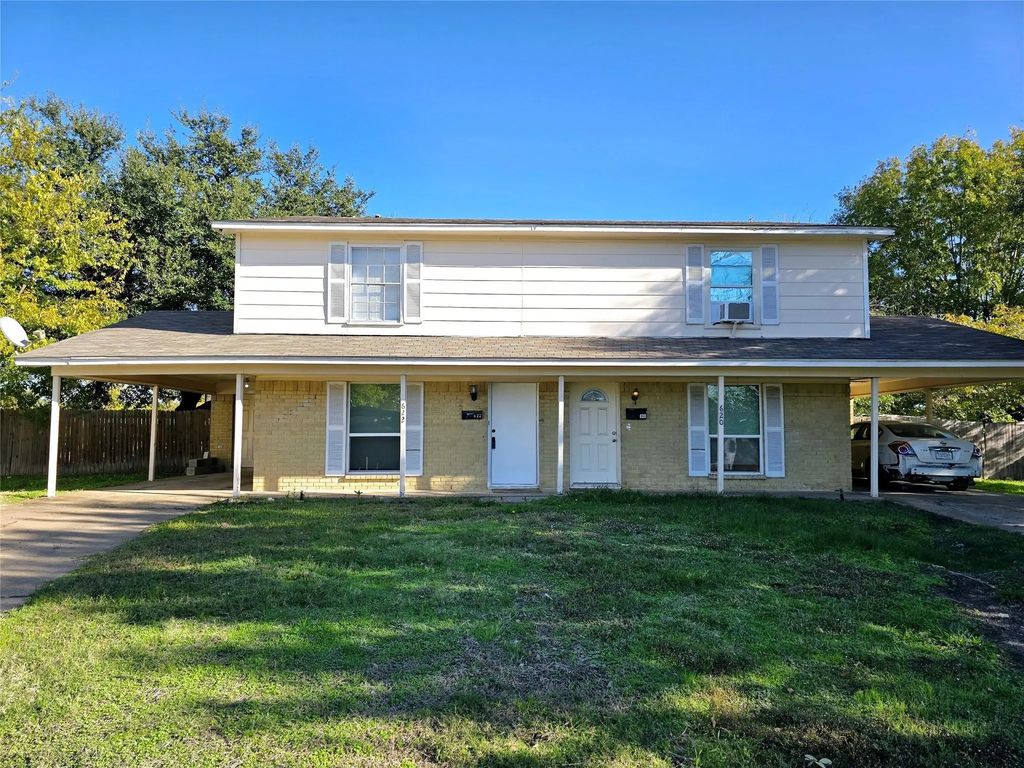 620-622 Royal Crest Drive, Richardson
