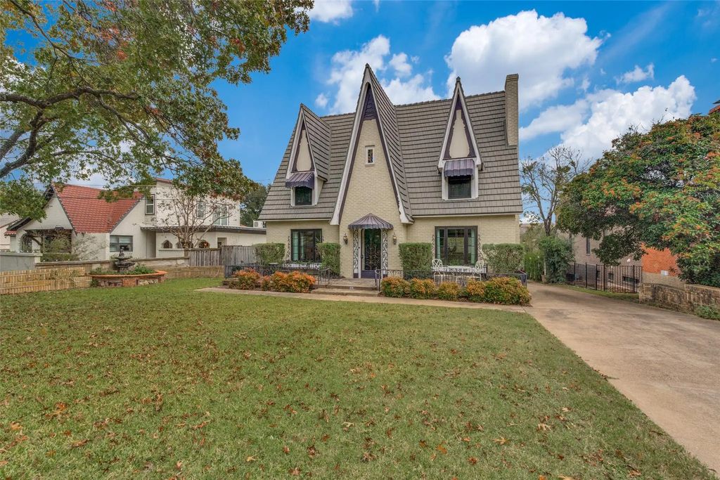 700 N Oak Cliff Boulevard, Dallas