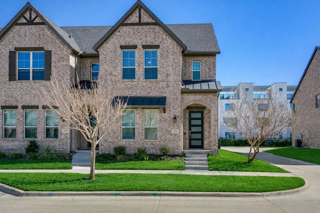 12966 Wymeth Drive, Farmers Branch