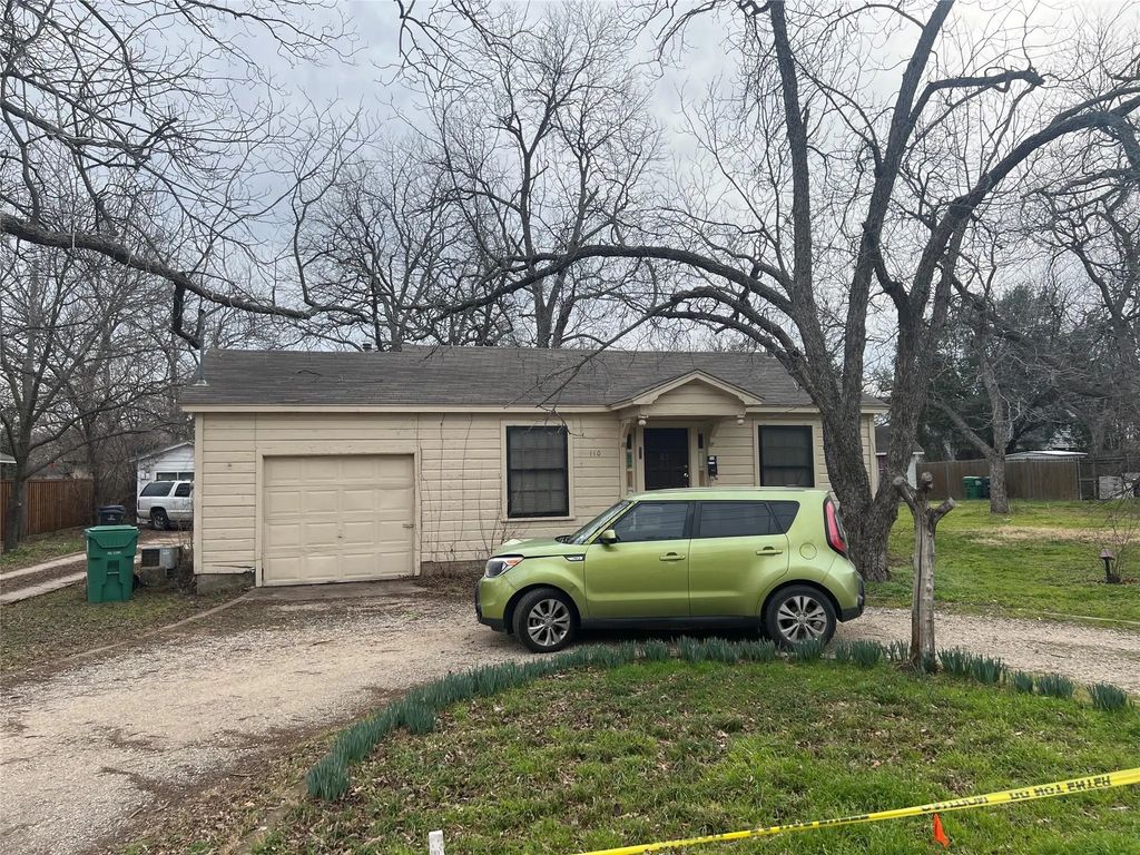 110 Peach Street, Denton