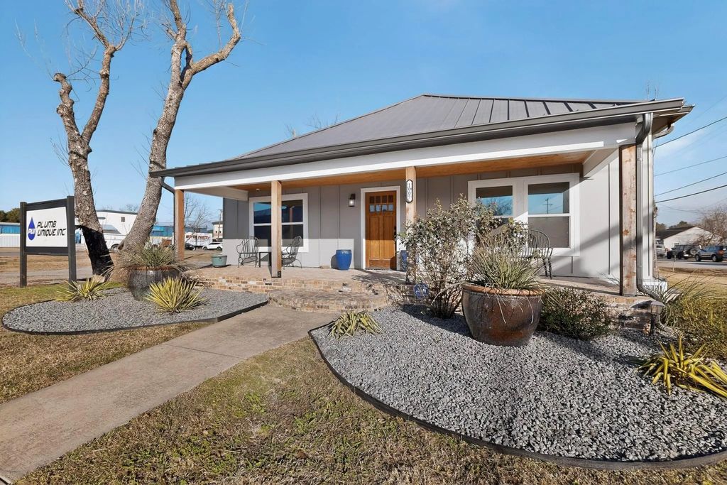 1007 S Washington Street, Kaufman