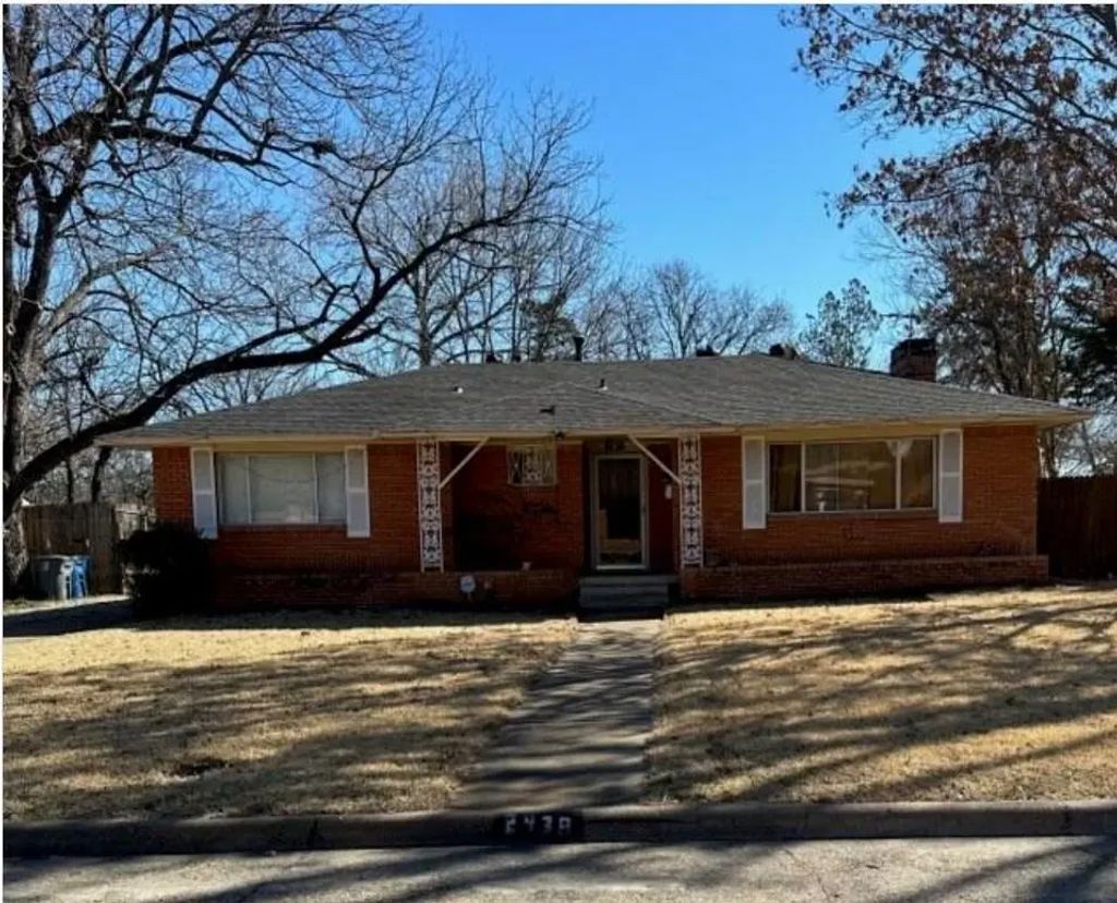 2438 Five Mile Circle, Dallas