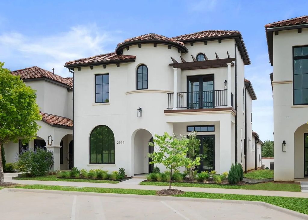 2963 Sunset Boulevard, Flower Mound
