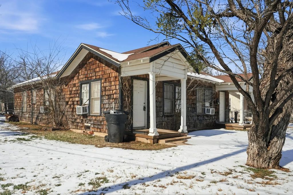 702 Grape Street, Abilene