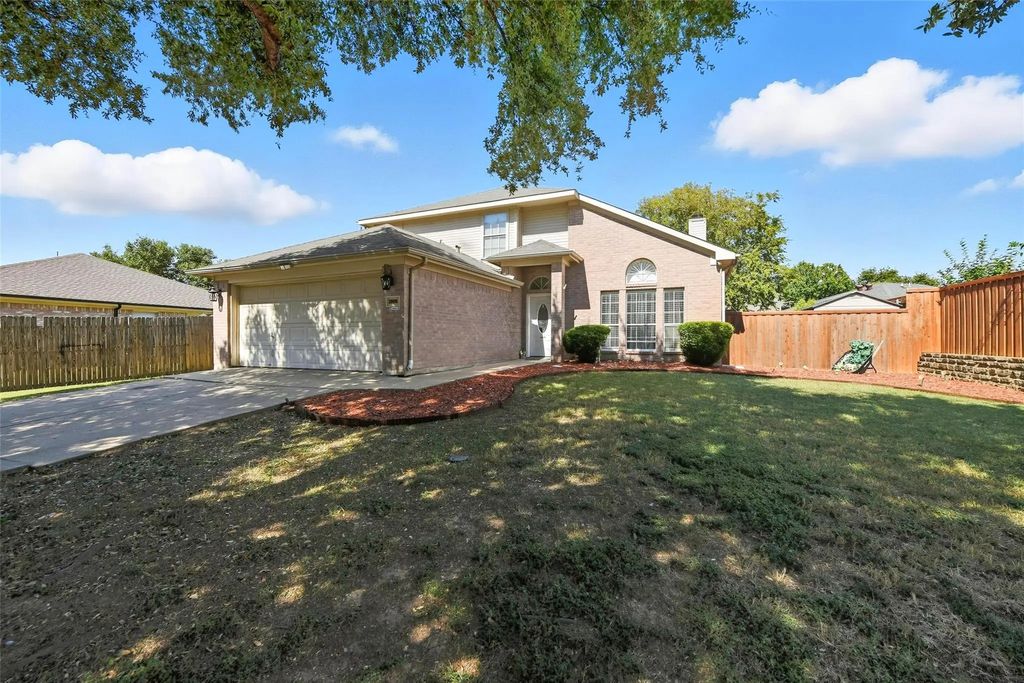 3805 Malibu Sun Drive, Fort Worth