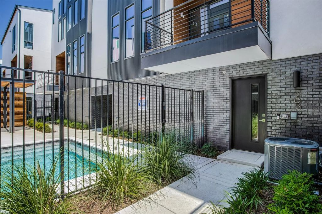 2180 Bennett Avenue 203, Dallas