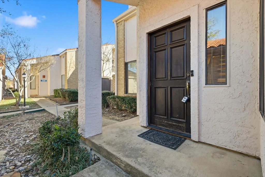 505 Ranch Trail 107, Irving
