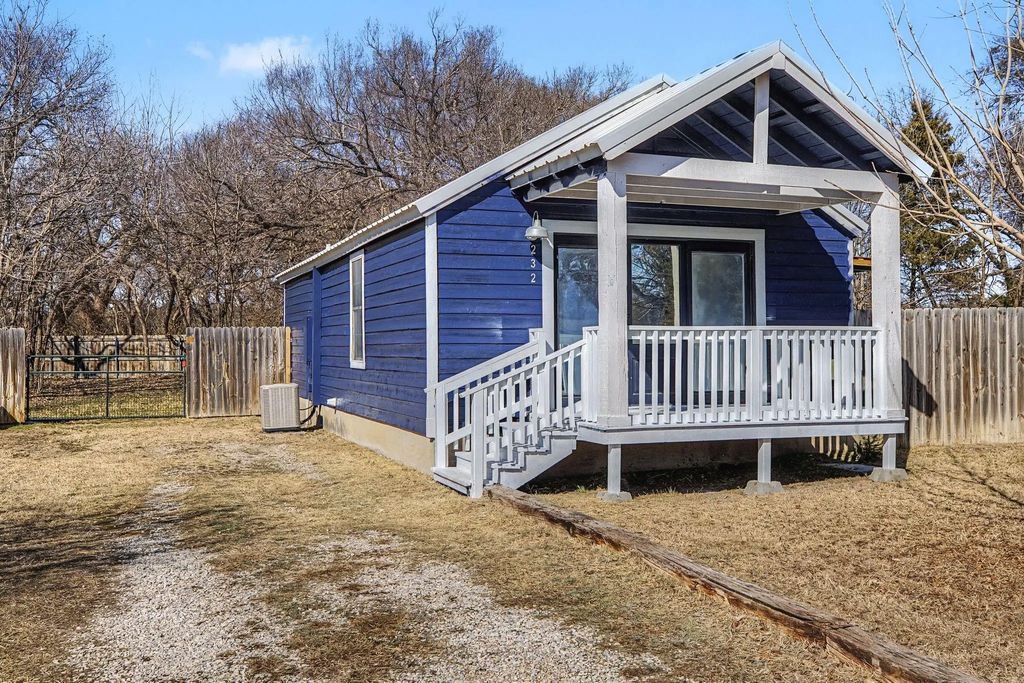 232 Spring Valley Circle, Azle
