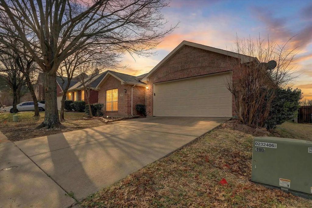 8417 Romanway Drive, Dallas