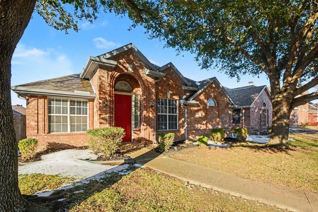 2900 Breckenridge Court, McKinney