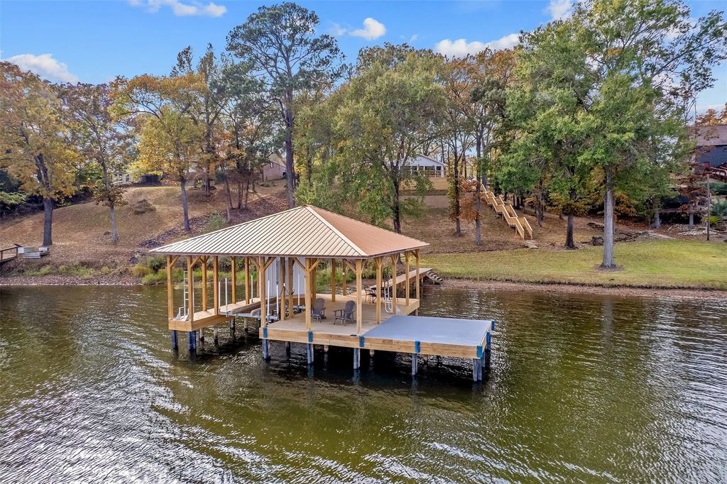 15531 Wilkinson Drive, Tyler