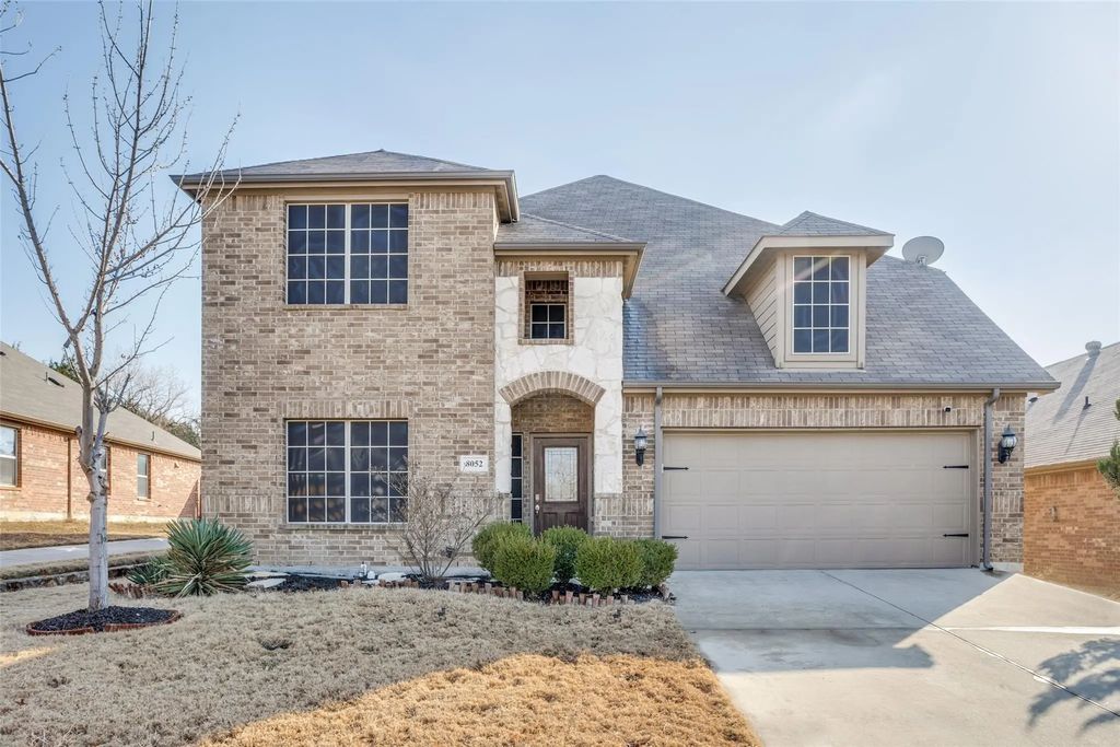 8052 Vista Hill Lane, Dallas