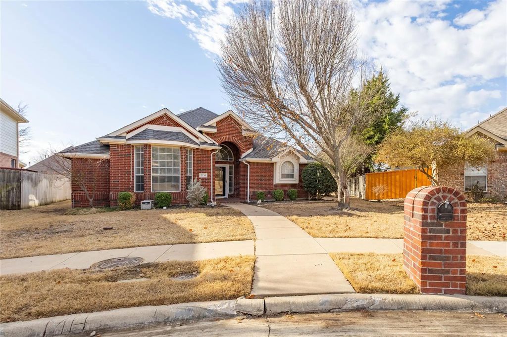 2255 Garden Crest Drive, Rockwall