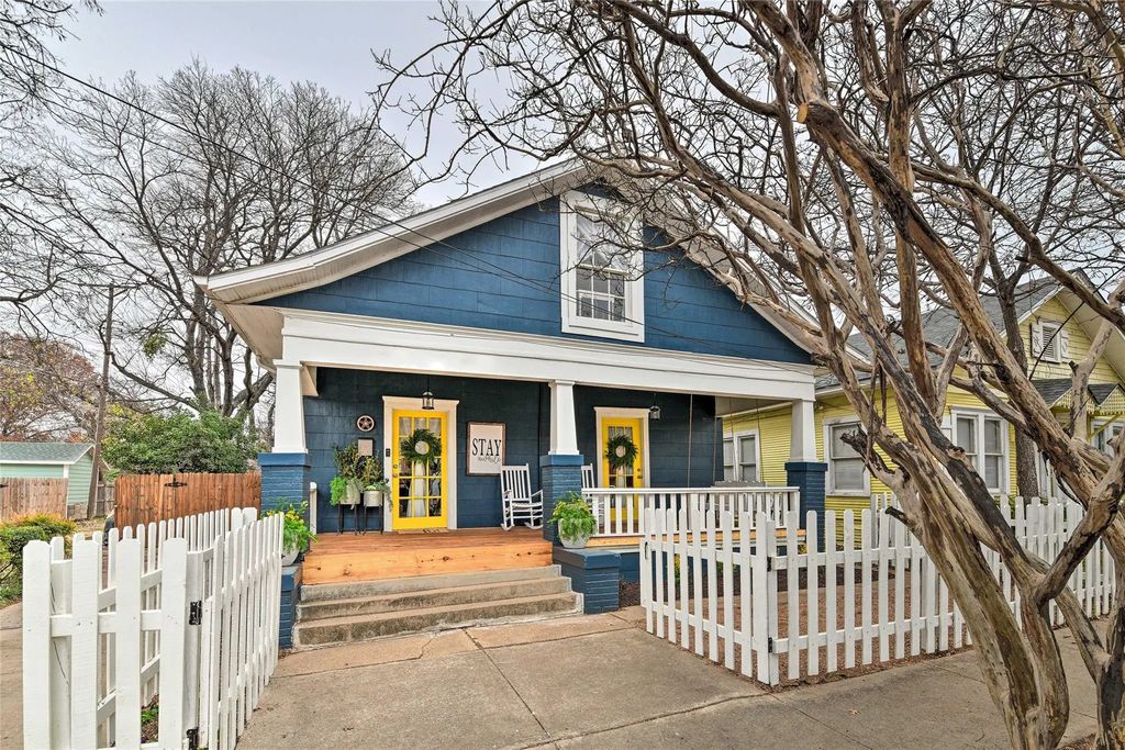 1460 W Allen Avenue, Fort Worth