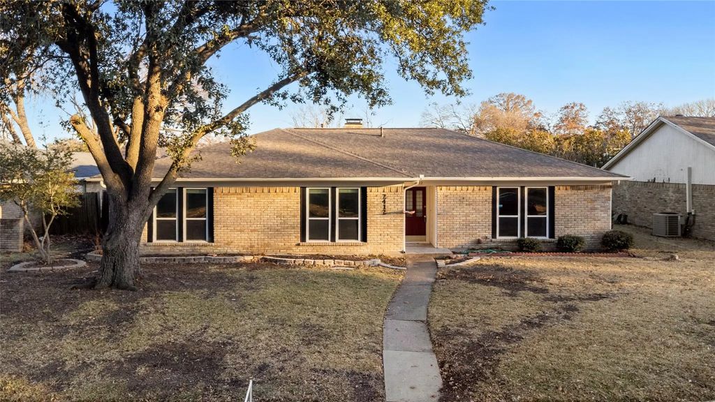 2412 Bengal Lane, Plano