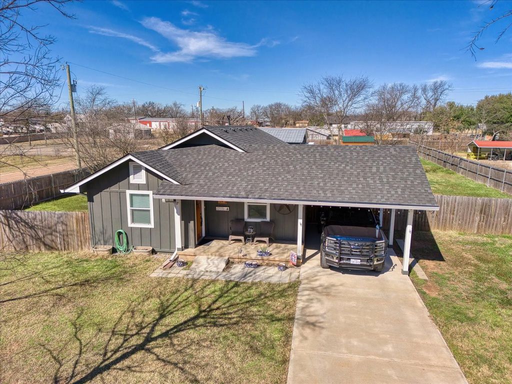 279 Norm Street, China Spring
