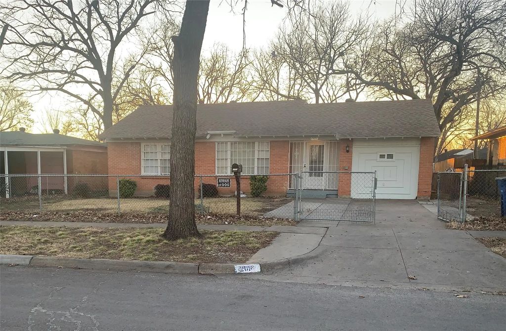 2051 Shortal Street, Dallas