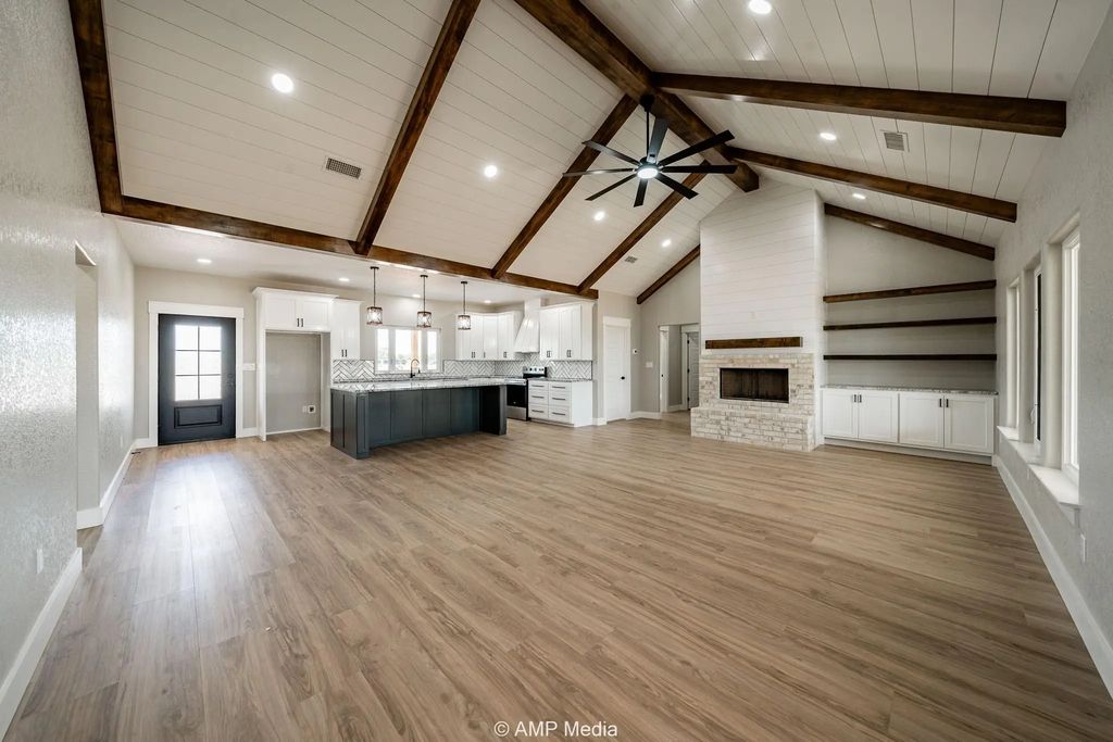 12063 Private Road 316, Hawley