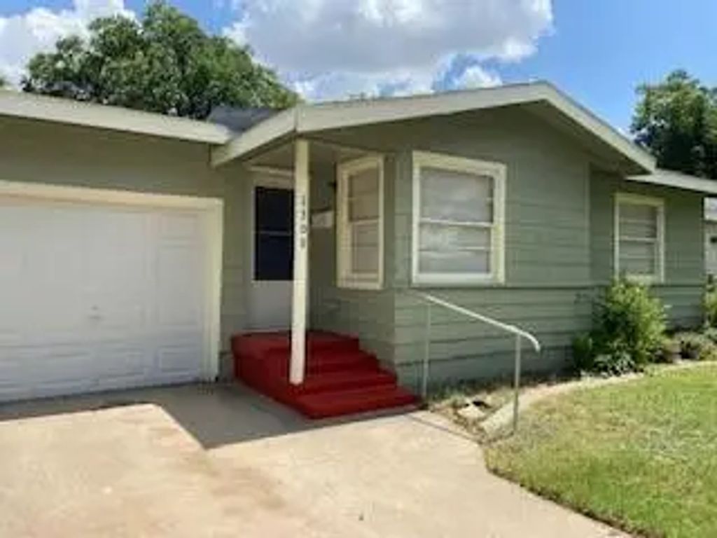 1309 S San Jose Drive, Abilene