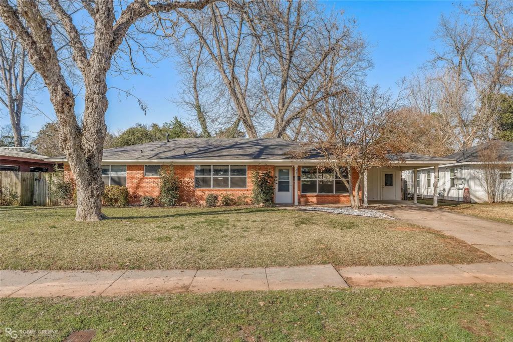 416 Albert, Shreveport